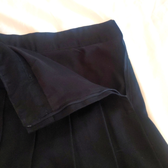 John Galt/Brandy Melville Pleated Skirt Dark Navy Women's Size XS-M (One Size) - Picture 4 of 8